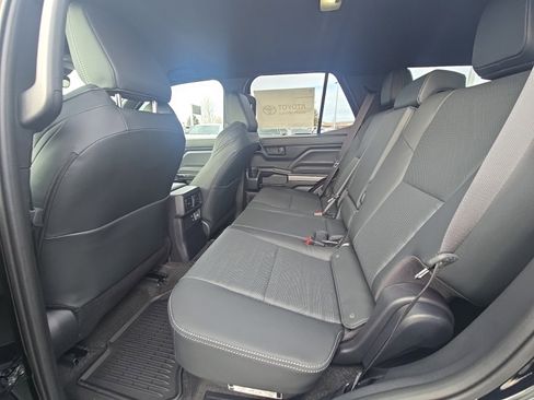 New 2025 Toyota 4Runner TRD Off-Road Premium image 34