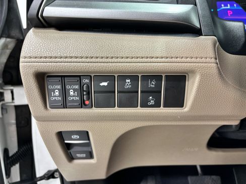 Used 2020 Honda Odyssey EX-L image 8