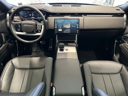 New 2025 Land Rover Range Rover SE AWD/4WD image 21