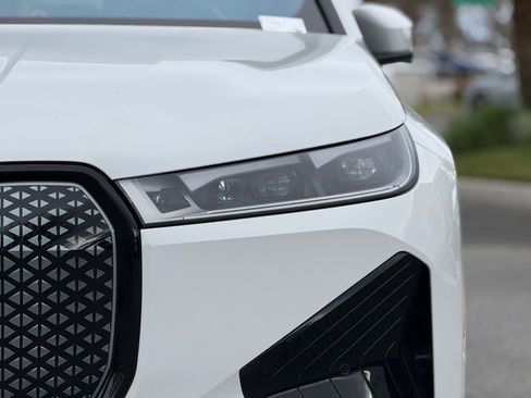 Used 2025 BMW iX M60 image 13