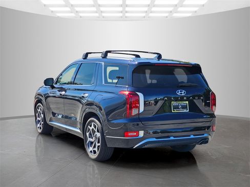Used 2021 Hyundai Palisade Calligraphy image 4