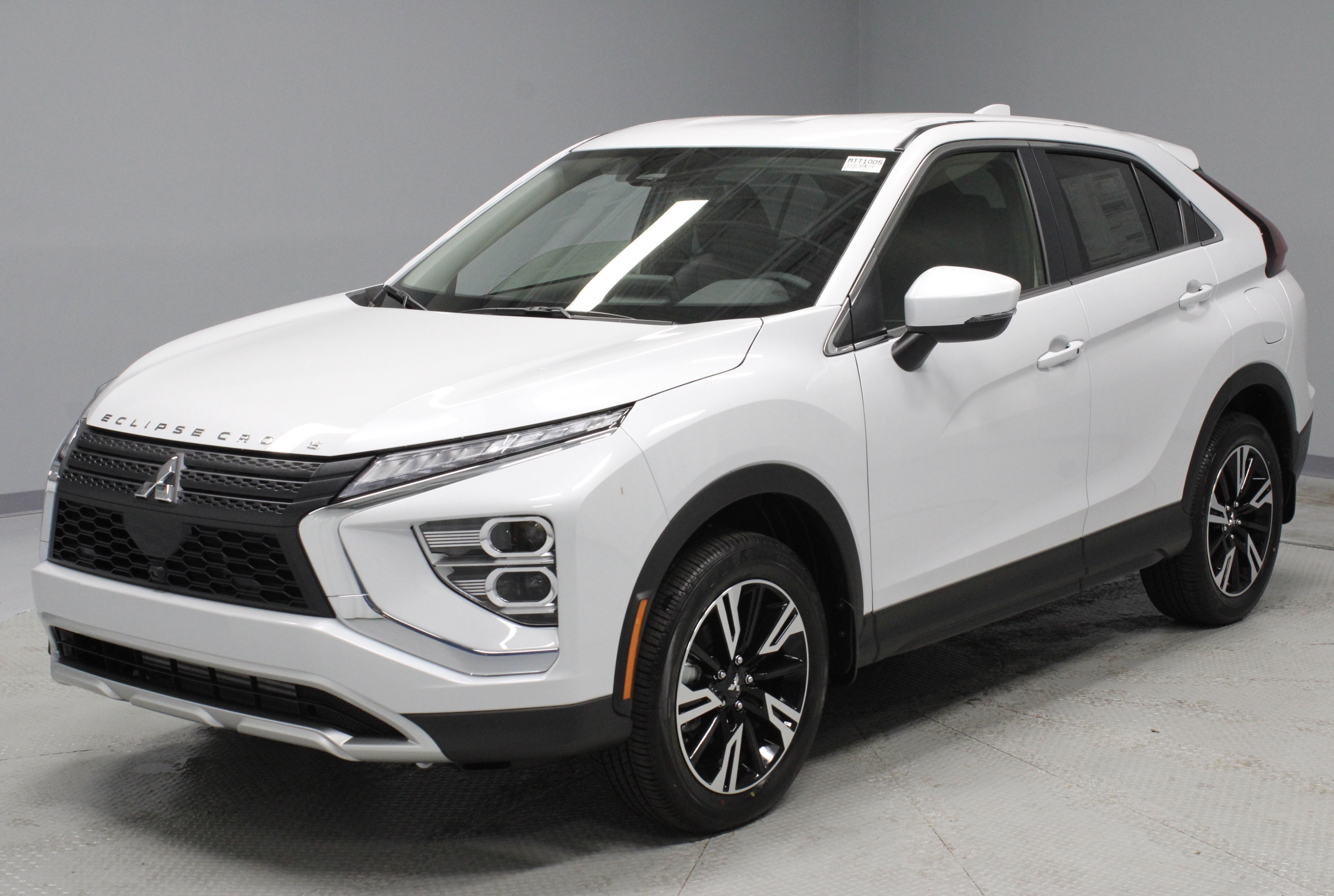 New 2026 Mitsubishi Eclipse Cross SE AWD/4WD image 4
