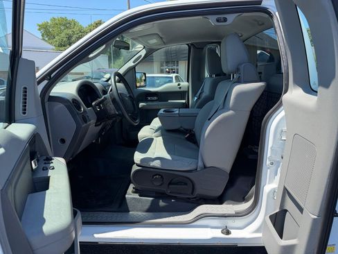 Used 2008 Ford F150 STX AWD/4WD image 8
