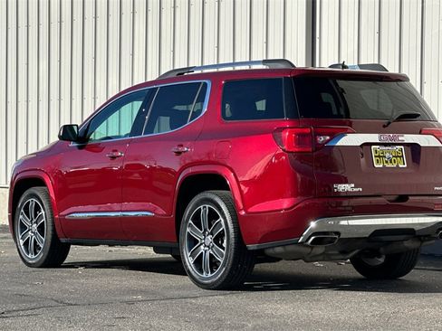 Used 2018 GMC Acadia Denali w/ Technology Package image 7