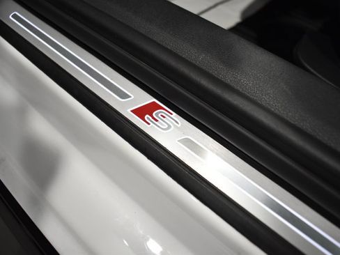 Used 2023 Audi S4 Premium Plus w/ Premium Plus Package image 37