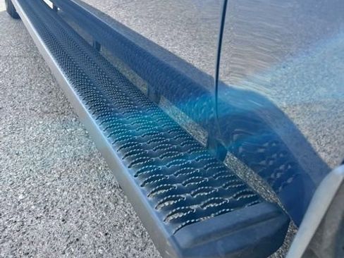 Used 2016 Ford F250 XLT w/ XLT Value Package image 31