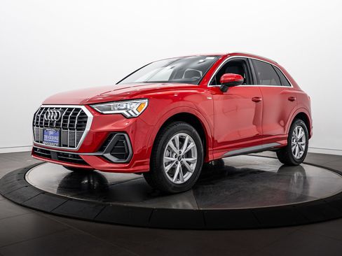 Used 2025 Audi Q3 2.0T Premium Plus w/ Premium Plus Package AWD/4WD image 6