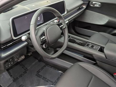 Used 2025 Hyundai Ioniq 6 Limited image 10