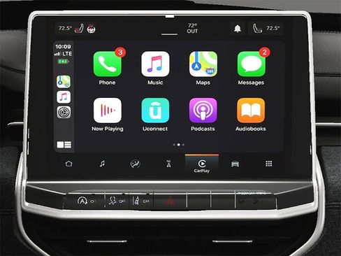 New 2024 Jeep Compass Latitude w/ Sun and Sound Group image 23