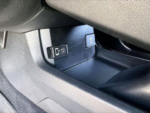 Used 2021 Honda Civic Sport image 14