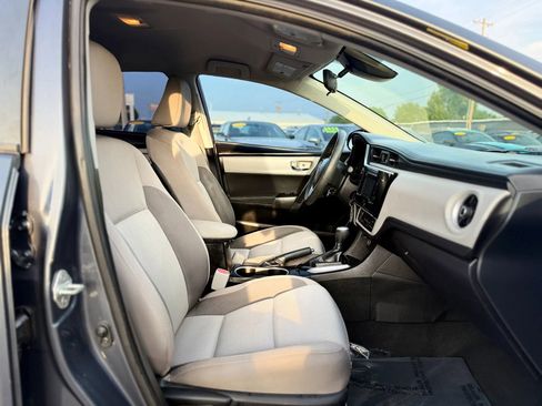 Used 2017 Toyota Corolla LE FWD image 26