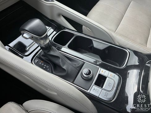 Used 2022 Kia Telluride SX image 16