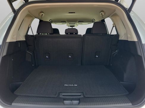 New 2026 Nissan Rogue SV image 8