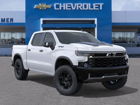 New 2026 Chevrolet Silverado 1500 ZR2 w/ Dark Appearance Package AWD/4WD image 31
