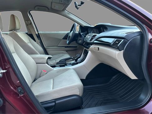 Used 2016 Honda Accord LX image 22