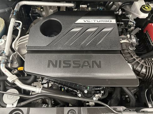 Used 2023 Nissan Rogue S AWD/4WD image 24