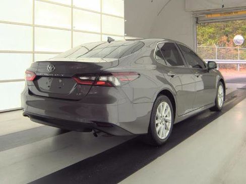 Used 2023 Toyota Camry LE image 2