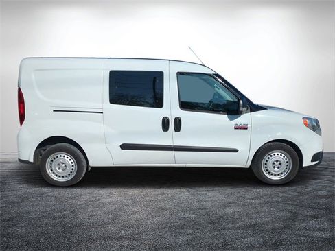 Used 2022 RAM ProMaster City Wagon image 2