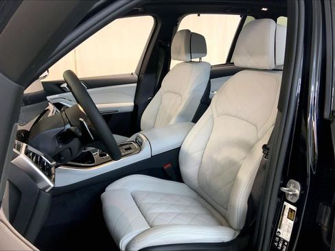 New 2026 BMW X5 xDrive40i image 9