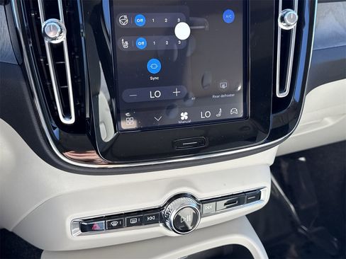 New 2026 Volvo XC40 B5 Plus w/ Protection Package Premier image 26