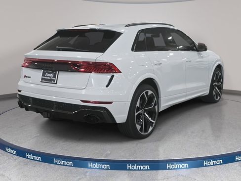 Used 2021 Audi RS Q8 w/ Carbon Optic Package image 6