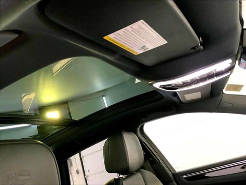 Certified 2023 Porsche Macan AWD/4WD image 20