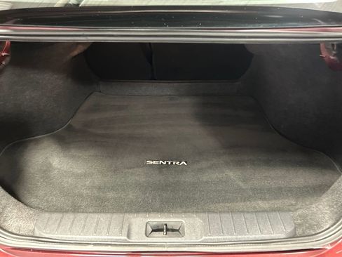 Used 2025 Nissan Sentra SV FWD image 21