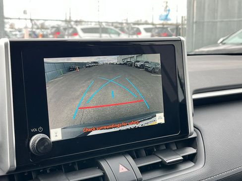 Used 2025 Toyota RAV4 LE image 17