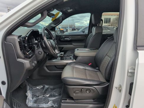 Certified 2022 Chevrolet Silverado 1500 ZR2 w/ Technology Package image 24