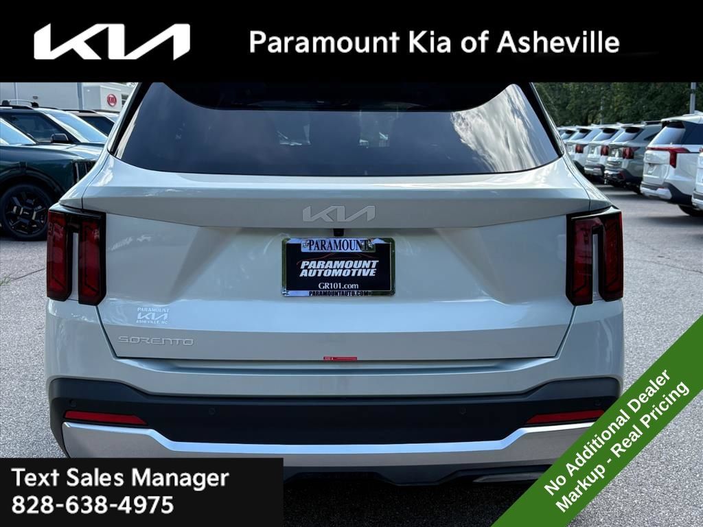 New 2026 Kia Sorento S FWD image 5