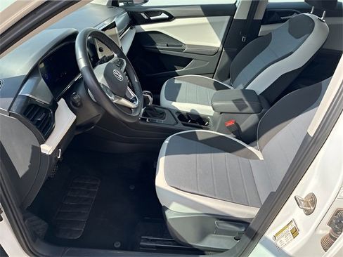 Used 2025 Volkswagen Taos S image 17