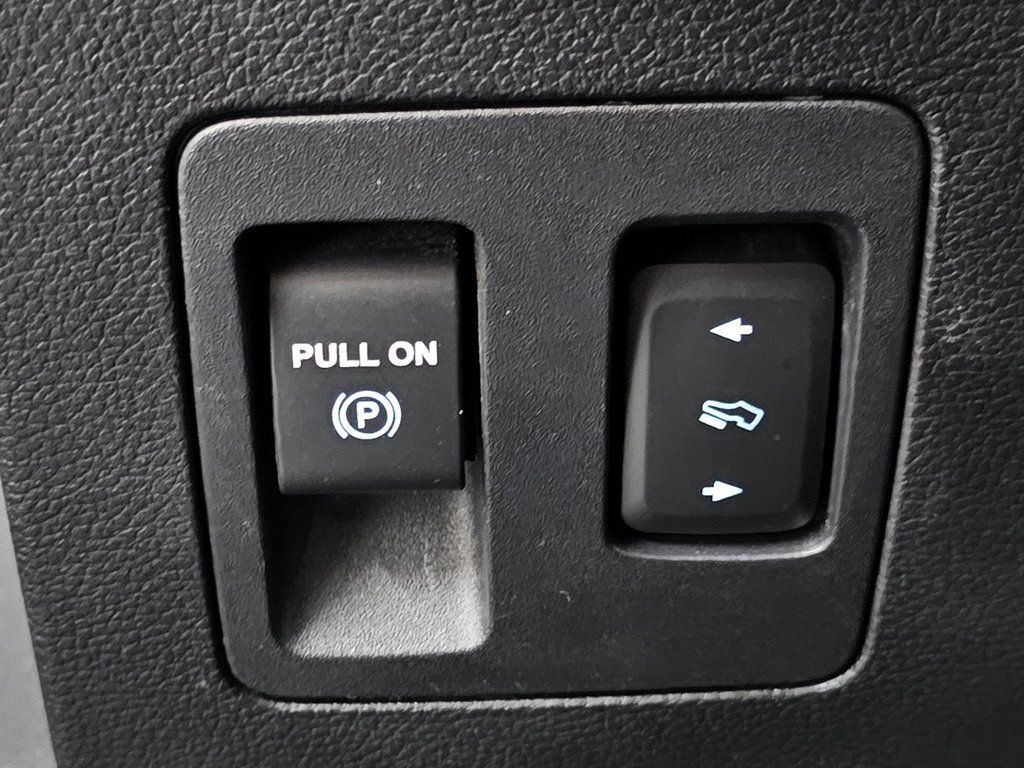 Used 2020 Ford F150 XLT w/ Equipment Group 302A Luxury AWD/4WD image 38