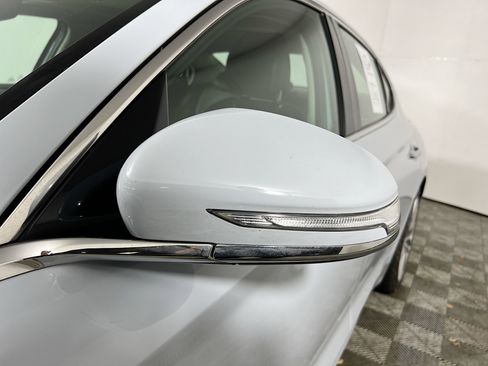 Used 2020 Genesis G70 2.0T w/ Elite Package image 13