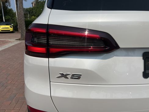 Used 2021 BMW X5 sDrive40i w/ Premium Package RWD image 43