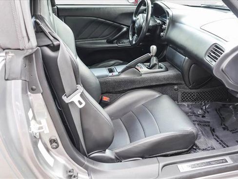 Used 2001 Honda S2000 image 21
