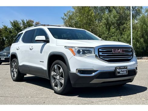 Used 2017 GMC Acadia SLT FWD image 8