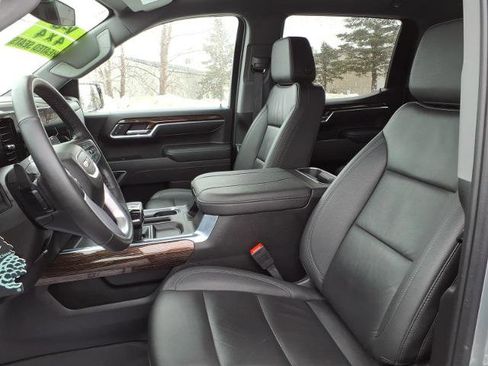 Used 2025 GMC Sierra 1500 Elevation w/ Elevation Premium Package image 13