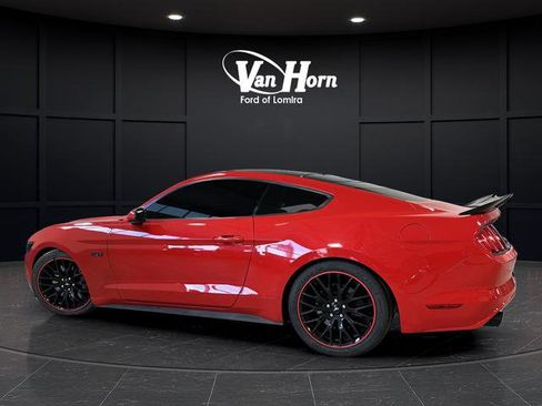 Used 2017 Ford Mustang GT w/ GT Performance Package image 3