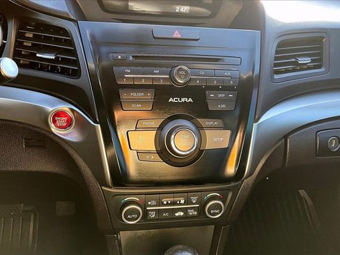 Used 2017 Acura ILX Base image 31