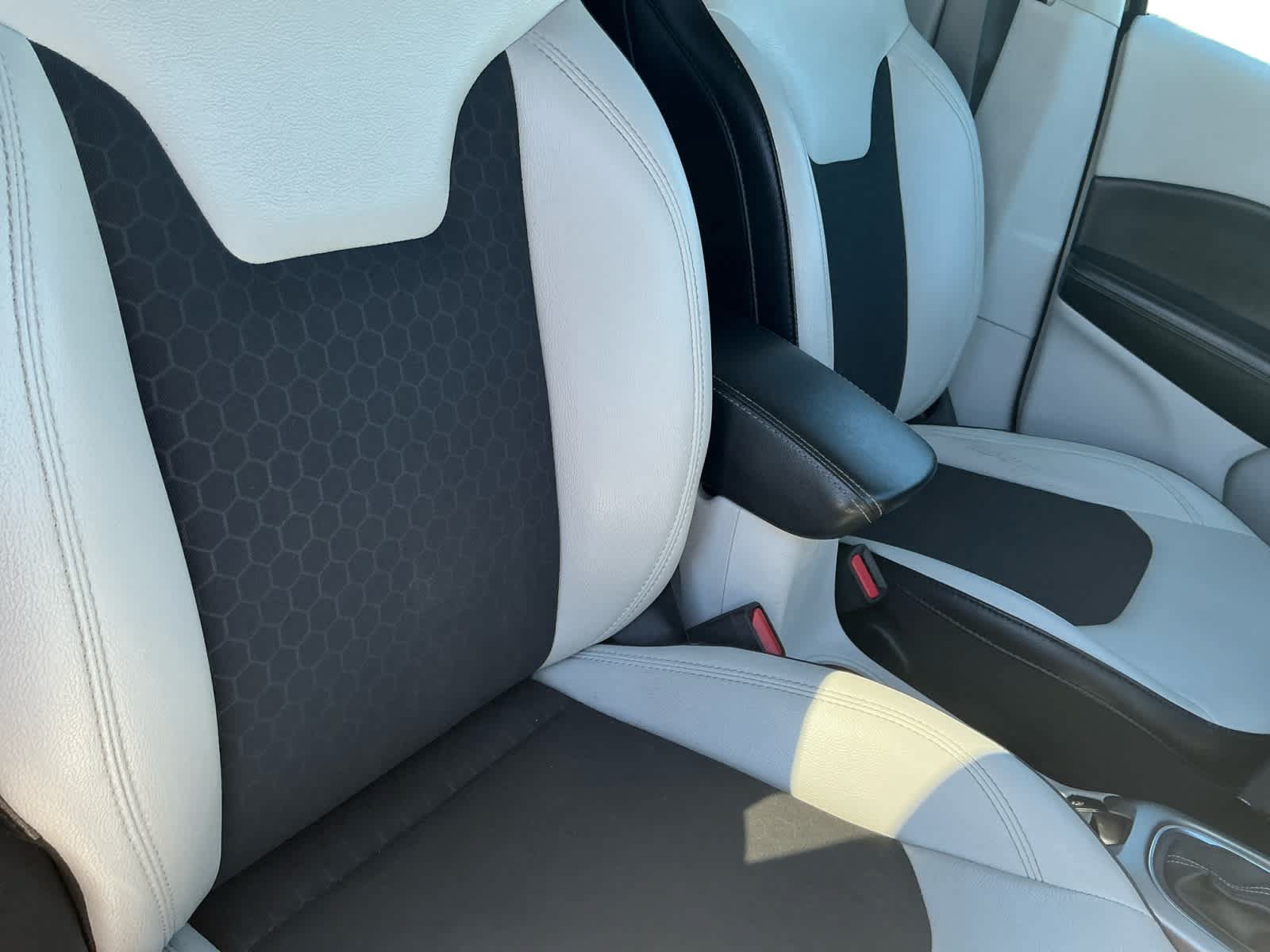 Used 2019 Jeep Compass Latitude w/ Popular Equipment Group AWD/4WD image 15
