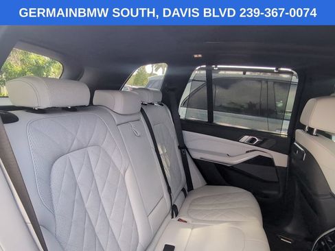 Used 2025 BMW X5 xDrive40i w/ Executive Package AWD/4WD image 29