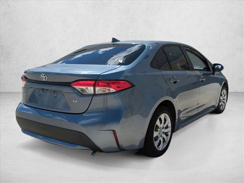Used 2021 Toyota Corolla LE FWD image 5