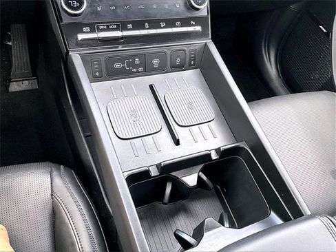 Used 2024 Hyundai Santa Fe Calligraphy image 25