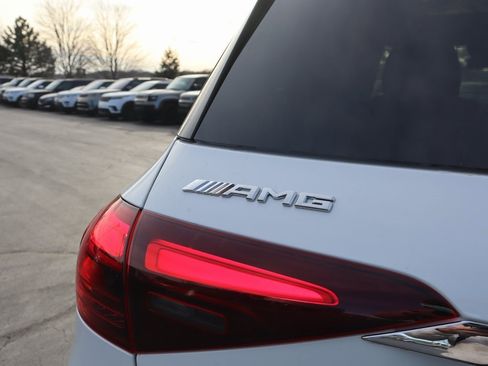 New 2025 Mercedes-Benz GLE 63 AMG S image 9