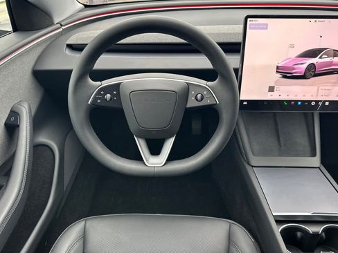 Used 2025 Tesla Model 3 image 14