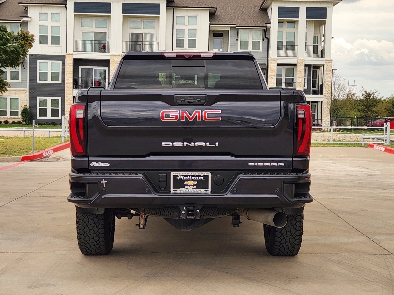 Certified 2024 GMC Sierra 2500 Denali w/ Denali Reserve Package AWD/4WD image 8