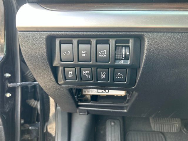 Used 2017 Subaru Outback 2.5i Touring w/ Popular Package #5A AWD/4WD image 22
