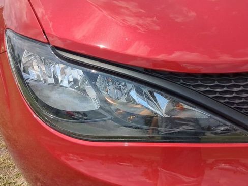 New 2025 Chrysler Voyager LX image 9