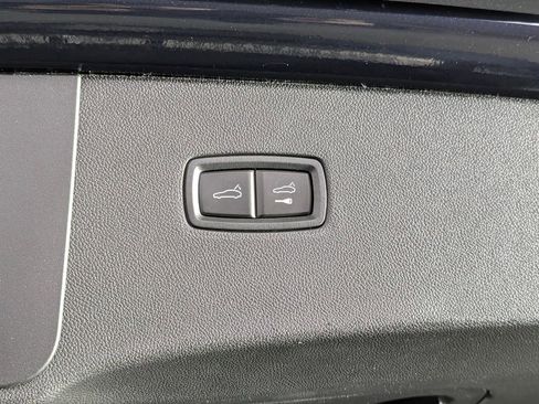 New 2026 Porsche Cayenne GTS image 18