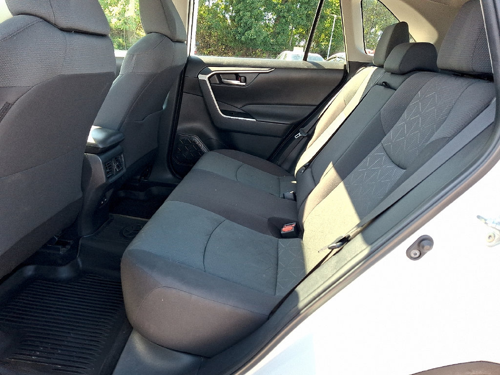 Used 2024 Toyota RAV4 XLE w/ Convenience Package AWD/4WD image 13